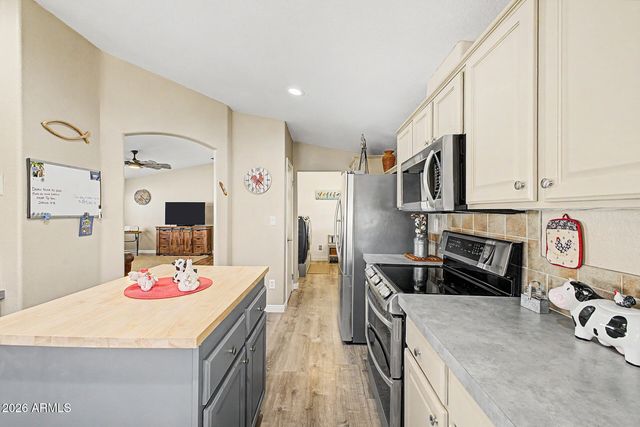 2248 N Floyd Drive, Mesa, AZ 85215