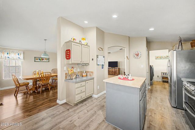 2248 N Floyd Drive, Mesa, AZ 85215