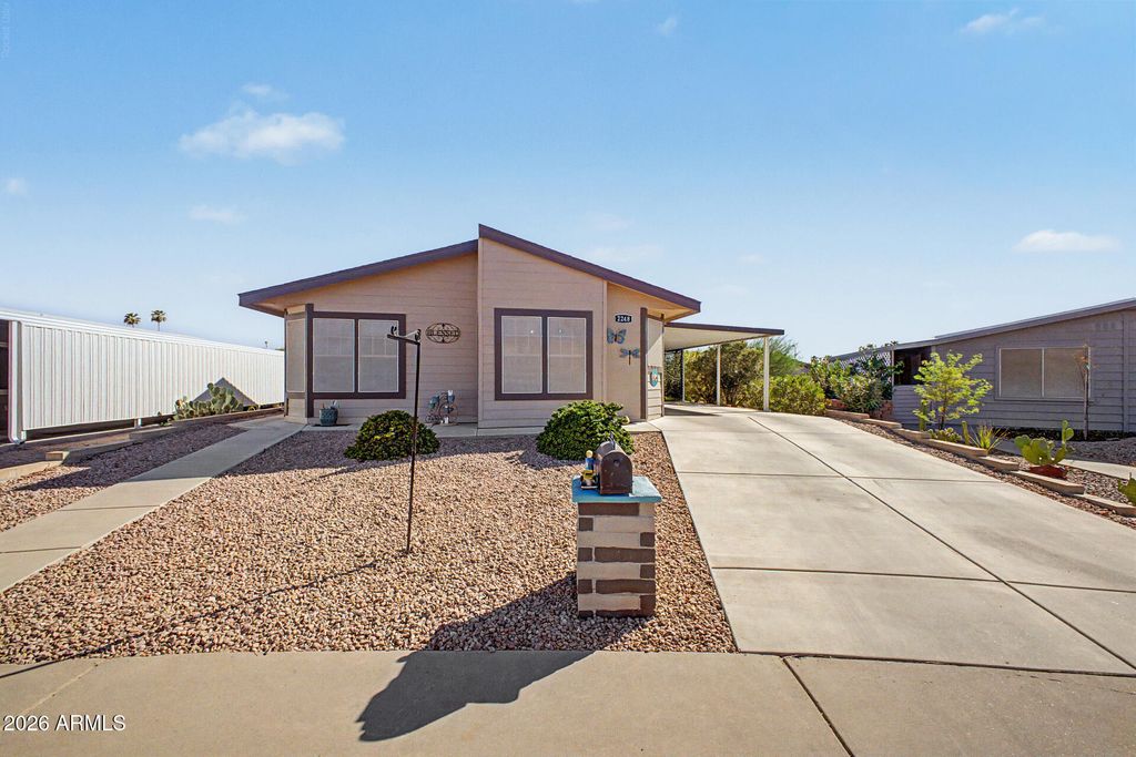 2248 N Floyd Drive, Mesa, AZ 85215