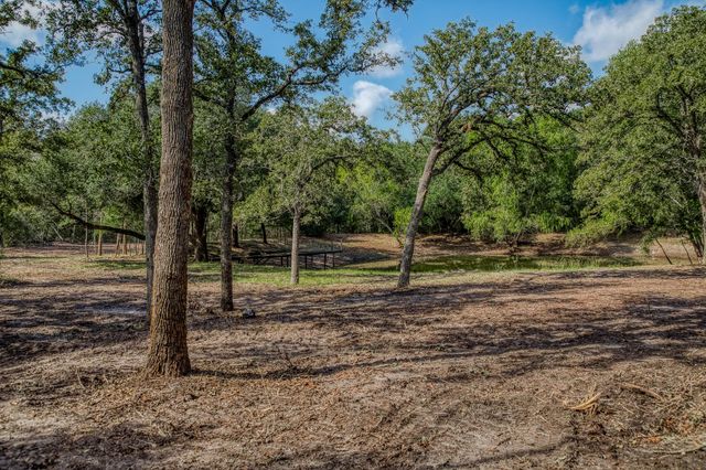 0000 Sun Oil Road, Brenham, TX 77833