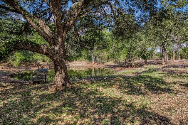 0000 Sun Oil Road, Brenham, TX 77833