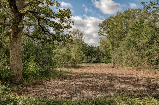 0000 Sun Oil Road, Brenham, TX 77833