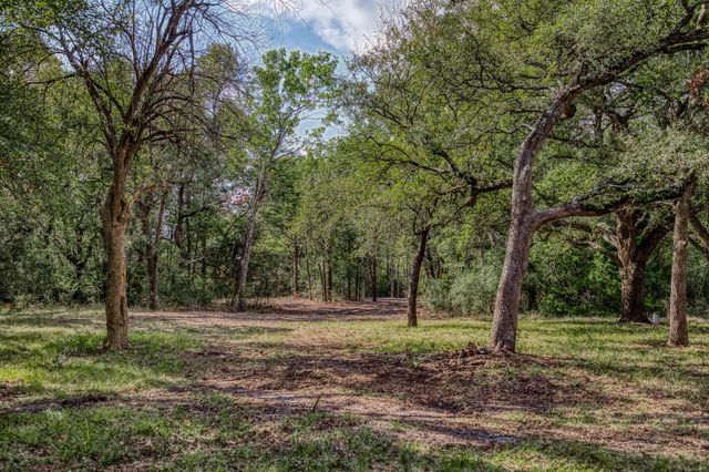 0000 Sun Oil Road, Brenham, TX 77833