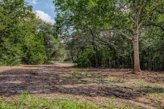 0000 Sun Oil Road, Brenham, TX 77833