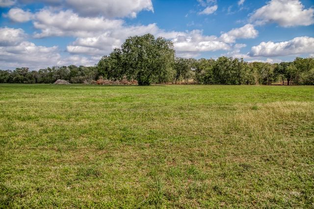 0000 Sun Oil Road, Brenham, TX 77833