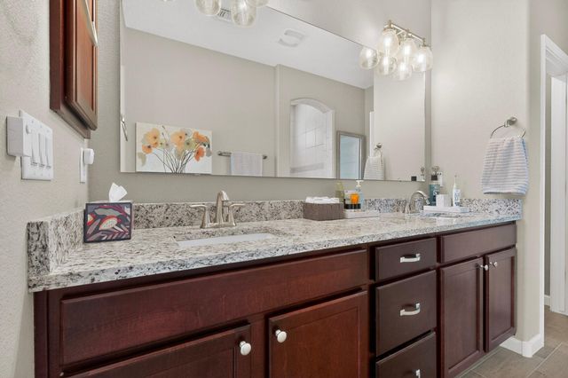 2808 Walsh Loop SE, Rio Rancho, NM 87124