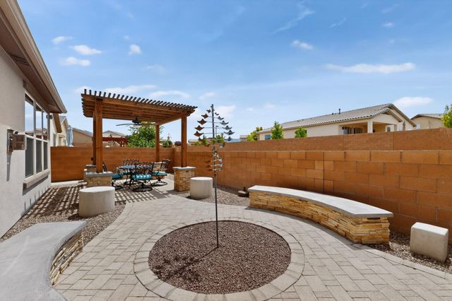 2808 Walsh Loop SE, Rio Rancho, NM 87124