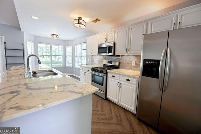 3434 English Oaks Drive 82, Kennesaw, GA 30144