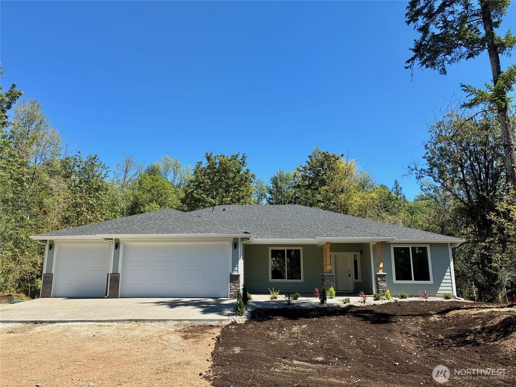 14825 62nd Avenue NW, Gig Harbor, WA 98332