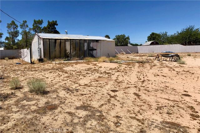 9022 Glendale Avenue, Hesperia, CA 92345