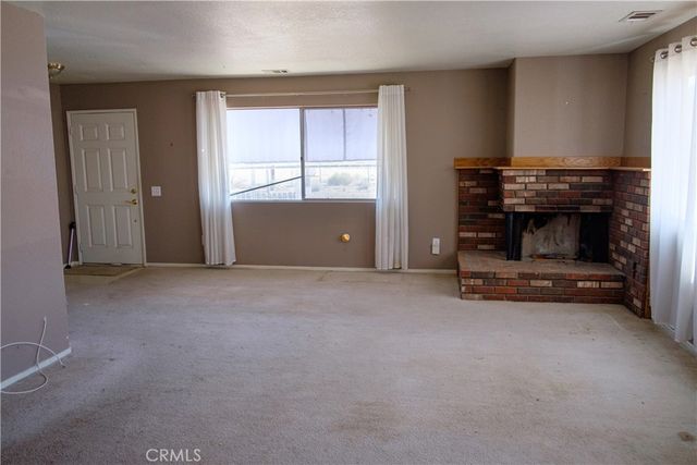 9022 Glendale Avenue, Hesperia, CA 92345