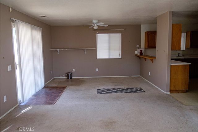 9022 Glendale Avenue, Hesperia, CA 92345