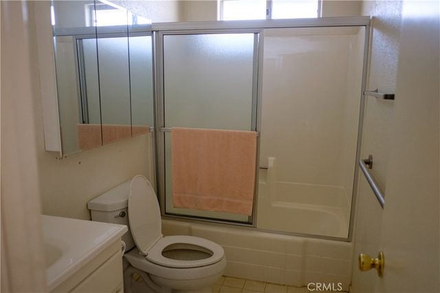 9022 Glendale Avenue, Hesperia, CA 92345