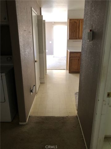 9022 Glendale Avenue, Hesperia, CA 92345