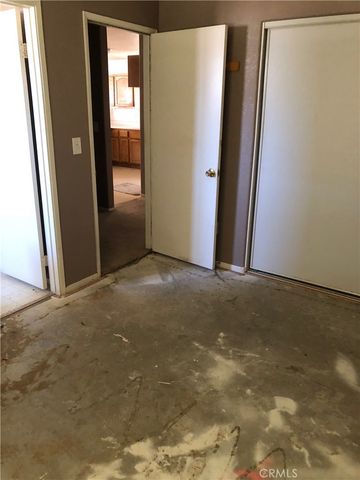 9022 Glendale Avenue, Hesperia, CA 92345