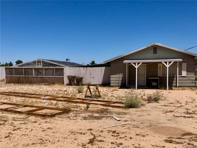 9022 Glendale Avenue, Hesperia, CA 92345