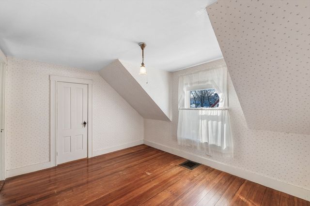 30 Fair Oaks Ave, Lynn, MA 01904