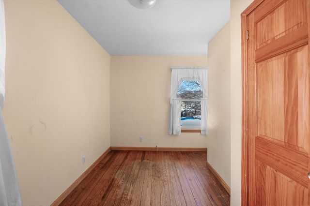 30 Fair Oaks Ave, Lynn, MA 01904