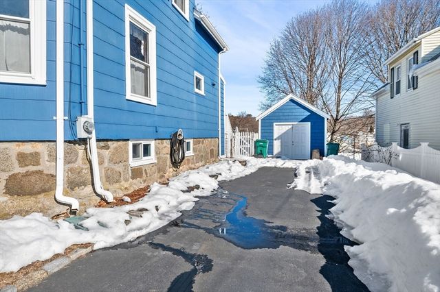 30 Fair Oaks Ave, Lynn, MA 01904