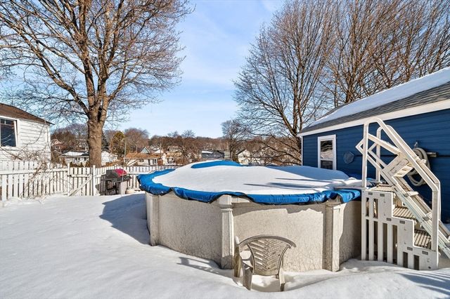 30 Fair Oaks Ave, Lynn, MA 01904