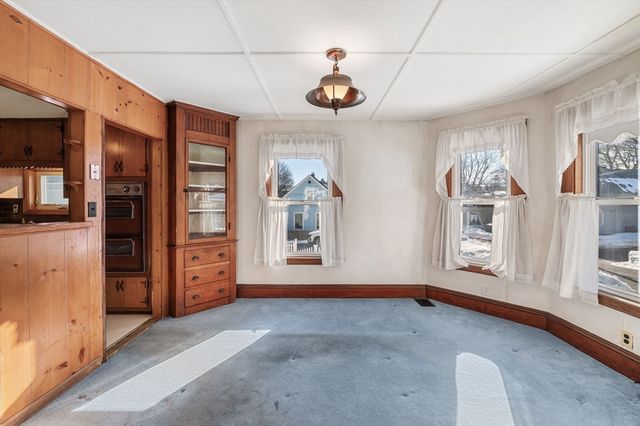 30 Fair Oaks Ave, Lynn, MA 01904