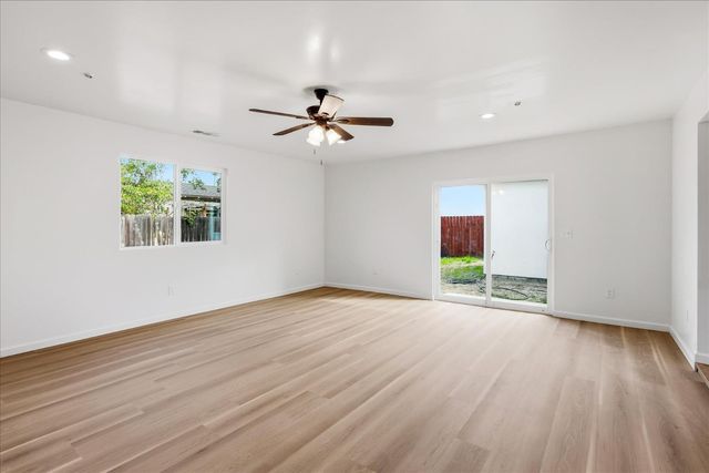 2020 Aspen St., Selma, CA 93662