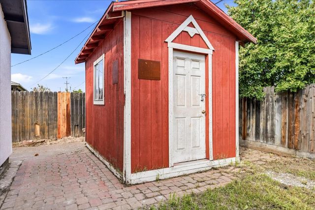 2020 Aspen St., Selma, CA 93662