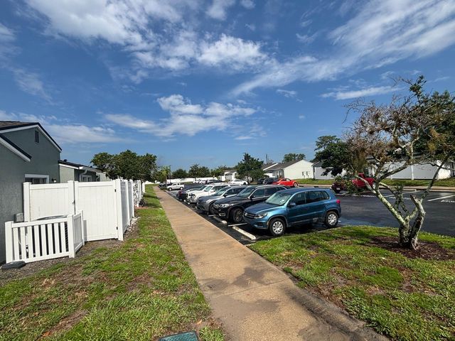 212 DORCHESTER SQUARE, Lake Mary, FL 32746