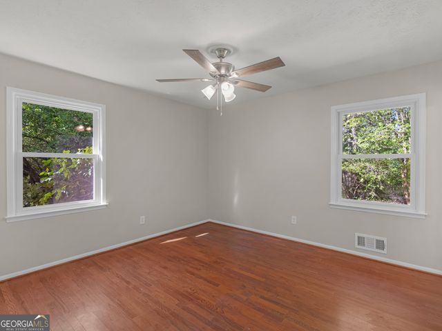 104 Julie Circle, Griffin, GA 30223