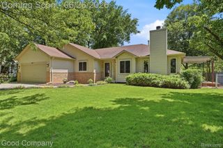 21466 Ruth Street, Farmington Hills, MI 48336