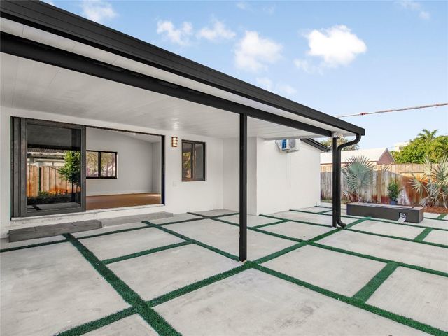 1951 NE 28th Court, Lighthouse Point, FL 33064