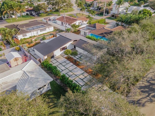 1951 NE 28th Court, Lighthouse Point, FL 33064