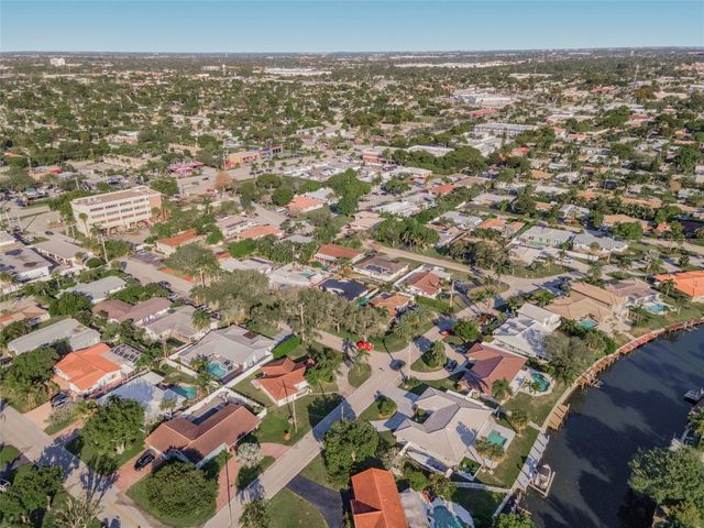 1951 NE 28th Court, Lighthouse Point, FL 33064