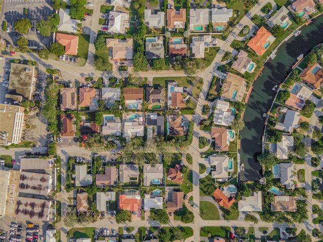 1951 NE 28th Court, Lighthouse Point, FL 33064