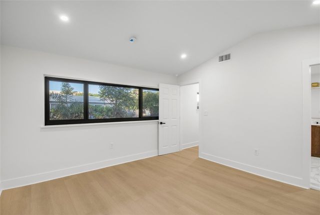 1951 NE 28th Court, Lighthouse Point, FL 33064