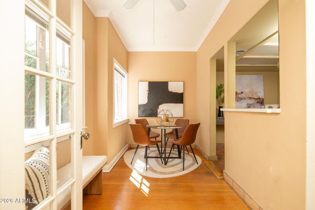 1636 E PINCHOT Avenue, Phoenix, AZ 85016