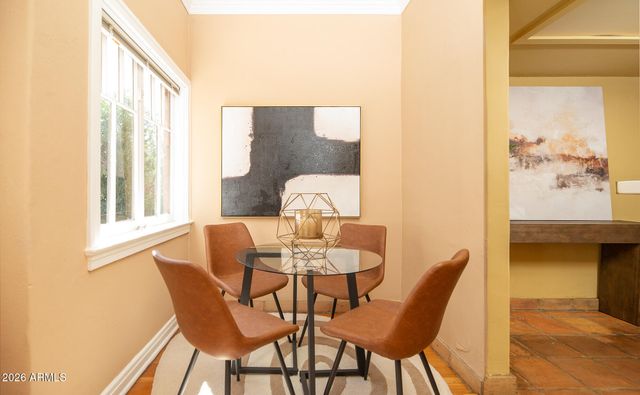 1636 E PINCHOT Avenue, Phoenix, AZ 85016