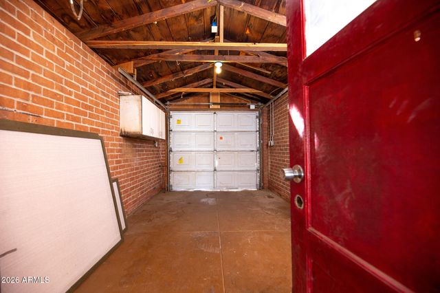 1636 E PINCHOT Avenue, Phoenix, AZ 85016