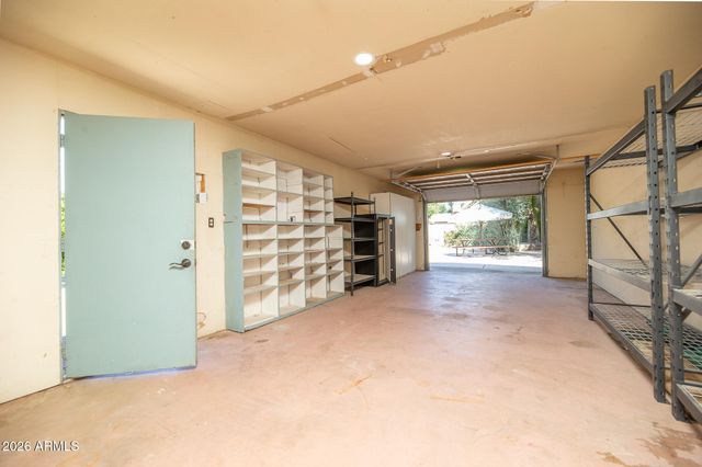 1636 E PINCHOT Avenue, Phoenix, AZ 85016