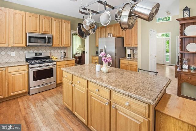 15 HOLLYBROOK RD, Mullica Hill, NJ 08062