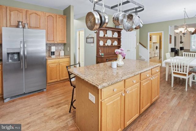 15 HOLLYBROOK RD, Mullica Hill, NJ 08062