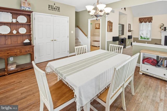 15 HOLLYBROOK RD, Mullica Hill, NJ 08062