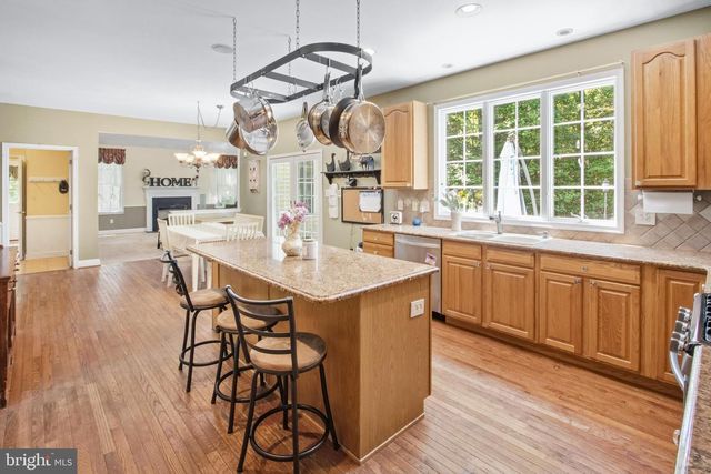 15 HOLLYBROOK RD, Mullica Hill, NJ 08062