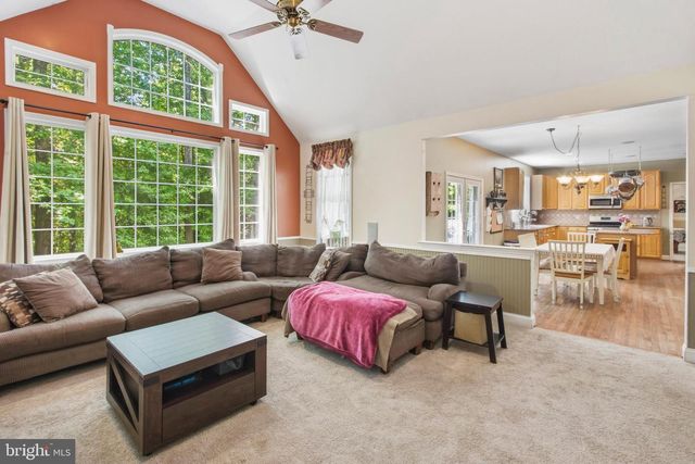 15 HOLLYBROOK RD, Mullica Hill, NJ 08062
