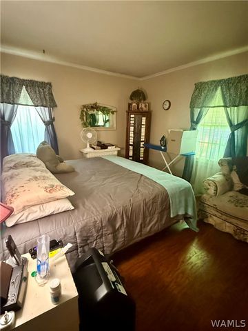 129 10th S, Bessemer, AL 35020