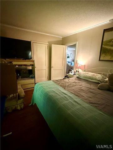 129 10th S, Bessemer, AL 35020