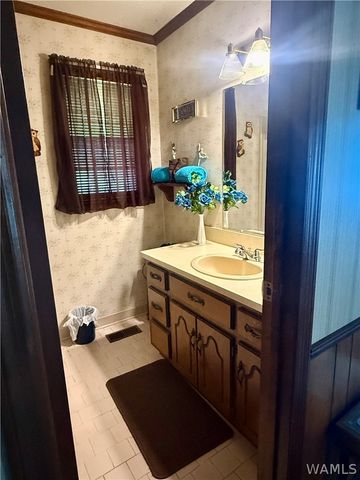 129 10th S, Bessemer, AL 35020