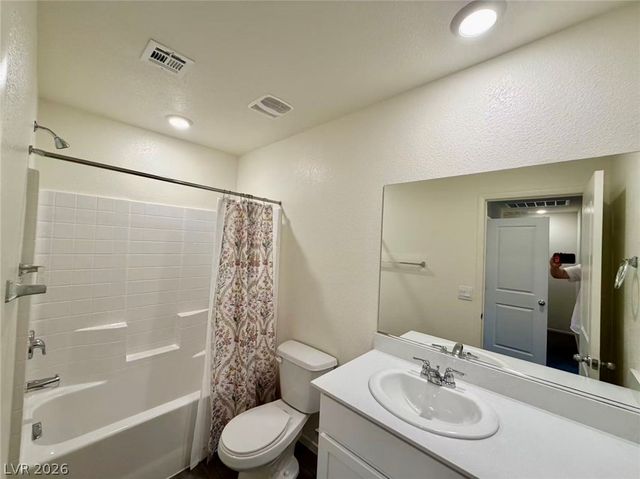 4495 Honey Hills Avenue, Las Vegas, NV 89141