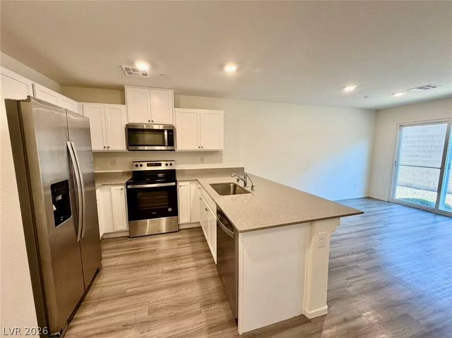 4495 Honey Hills Avenue, Las Vegas, NV 89141
