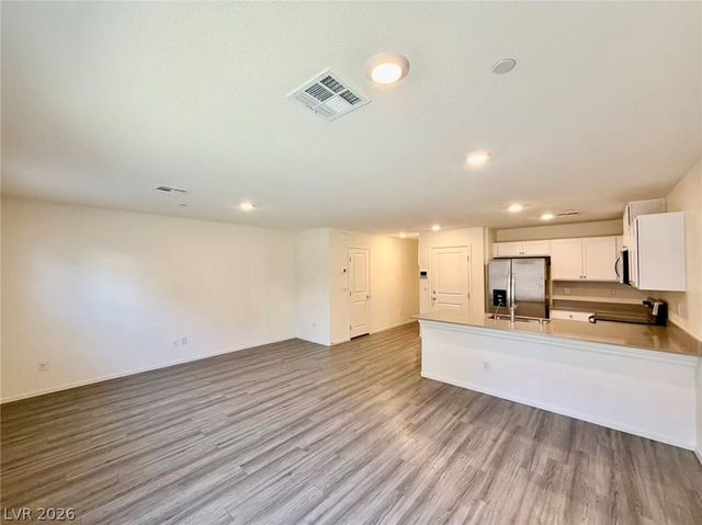 4495 Honey Hills Avenue, Las Vegas, NV 89141